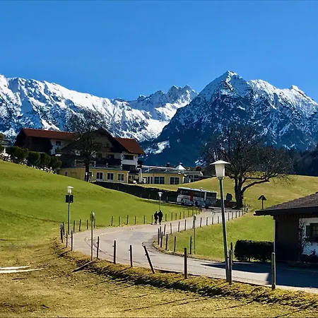 Апартаменты Bergrose *