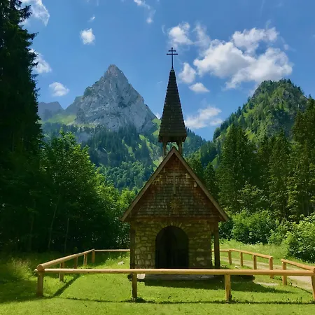 Bergrose Apartment *